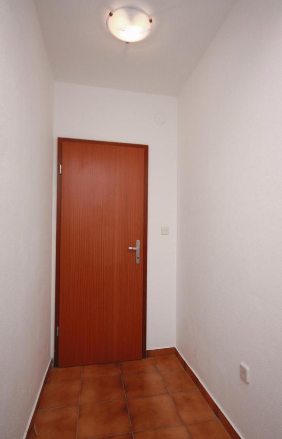 Apartments By The Sea Rastici, Ciovo - 2104 Τρογκίρ Εξωτερικό φωτογραφία