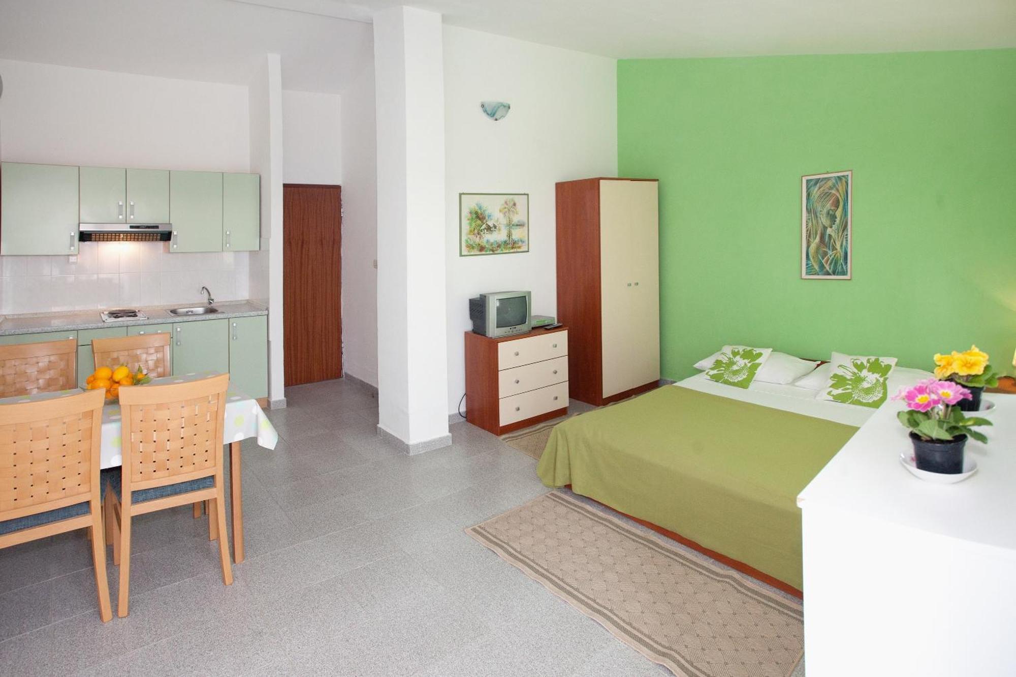 Apartments By The Sea Rastici, Ciovo - 2104 Τρογκίρ Δωμάτιο φωτογραφία